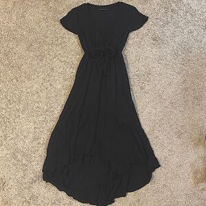 Black short sleeve slight high love with buttons and tie in front